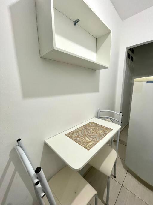 Apartamento Lindo 05 Em Bairro De Em Predio Familiar